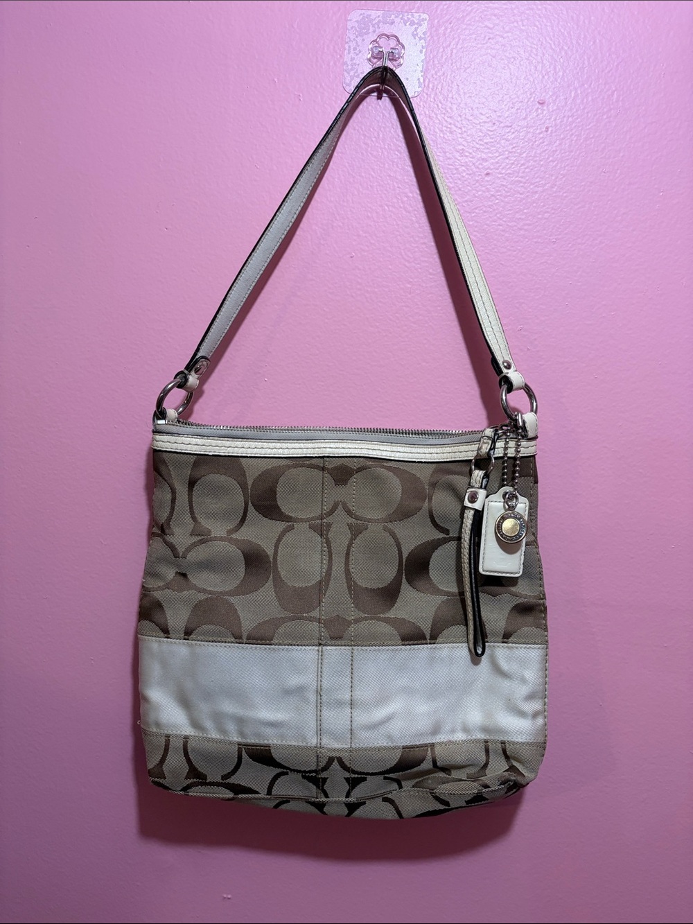Designer-Style Beige and Cream Shoulder Bag